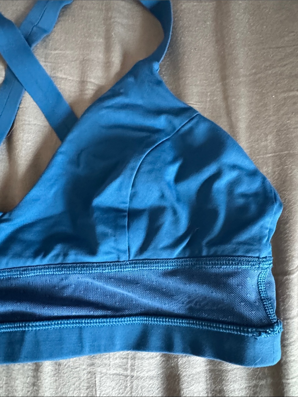 lululemon athletica Blue Crisscross Strap Sports Bra / J31 - Picture 2 of 5